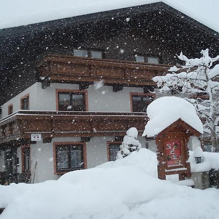Gaestehaus Sillaber-Gertraud Nuck เซิลล์ ภายนอก รูปภาพ
