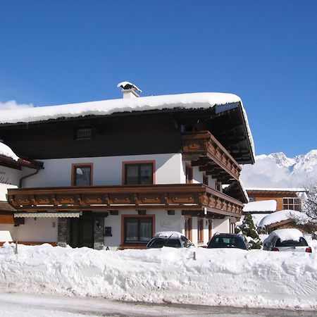 Gaestehaus Sillaber-Gertraud Nuck เซิลล์ ภายนอก รูปภาพ